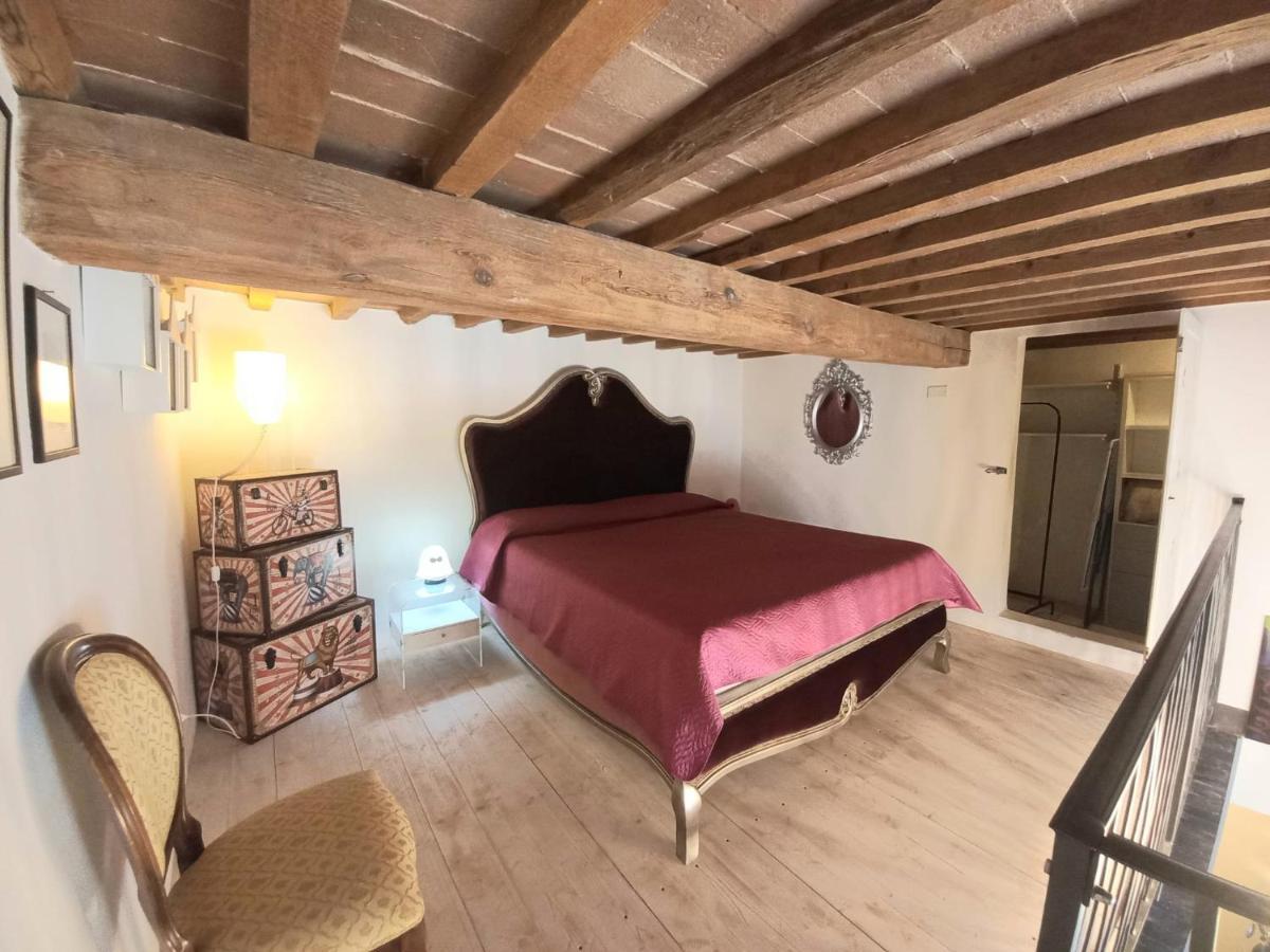 L'Ora Delle Streghe B&B Centralissimo Livorno Buitenkant foto
