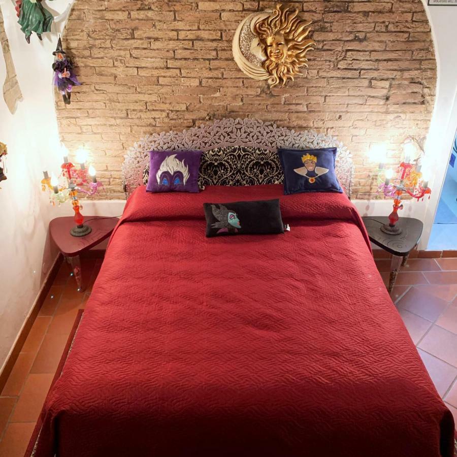 L'Ora Delle Streghe B&B Centralissimo Livorno Buitenkant foto